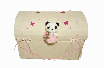 Trusou complet pentru botez fetita Handmade Minis Boutique in cufar nude 