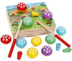Jucarie educativa si interactiva tabla din lemn magnetica cu ciupercute pescuieste viermisorii 