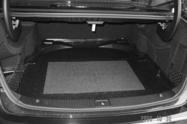 Tavita portbagaj Mercedes E W212 caroserie sedan fabricatie 03.2009 - 2016 cu elemente de plastic in portbagajului - v2 