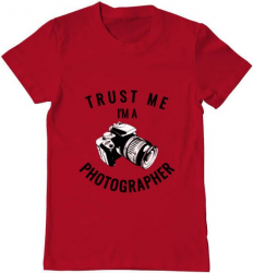 Tricou barbat Printado im a photographer Bumbac Regular fit Rosu M INTL 