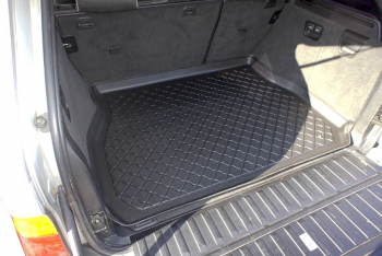 Tavita portbagaj BMW X5 E53 fabricatie 06.2000 - 03.2007 