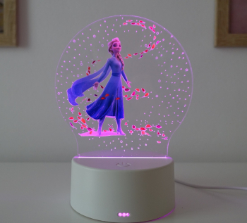 Lampa De Veghe LED ELSA/FROZEN 7 Culori Lumina Ambientala Alimentare USB sau 3 baterii AA 