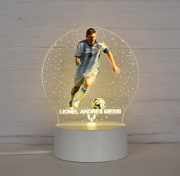 Lampa De Veghe LED Lionel Messi 7 Culori Lumina Ambientala Alimentare USB sau 3 baterii AA 