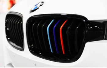 Sticker auto pentru grila aer model BMW ///M Power 