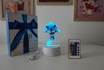 Lampa De Veghe LED Ariciul Sonic 16 Culori cu telecomanda Lumina Ambientala Alimentare USB sau 3 baterii AA 