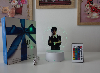Lampa De Veghe LED Wednesday Addams 16 Culori cu telecomanda Alimentare USB sau 3 baterii AA 