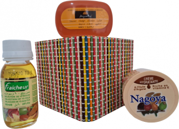Set cadou cutie bambus crema cu ulei argan 100 ml fraicheur selectie 10 uleiuri 60 ml sapun cu ulei de argan 40 gr 