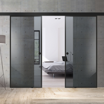 Usa culisanta Boss Duo Black model Confort negru 90+90x215 cm sticla gri securizata glisanta in ambele directii 