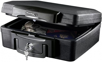 Caseta de valori portabila MasterLock H0100EURHRO rezistenta la foc 2 chei Neagra 