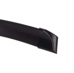 Eleron auto universal din cauciuc tip M negru lungime 150 cm x 3 cm latime cu capete din plastic
