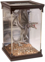 Figurina de colectie IdeallStore® Ukrainian Ironbelly seria Harry Potter 17 cm suport sticla inclus 