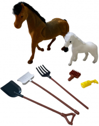 Set 2 cai si 5 accesorii grajd