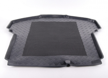 Tavita portbagaj Volkswagen VW Jetta 2005-2010 Kombi /Combi cu panza antiderapanta 