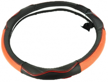 Husa volan din piele cu gaurele Marimea M - culoare negru+ rosu Cod K431 