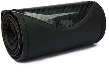 Husa volan cu ac si ata imitatie piele si carbon marime M culoare Negru Cod WK-1012 