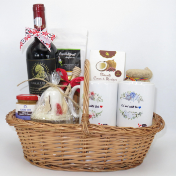Cos cadou Paste Sarbatori alaturi de Fini 10 produse traditionale ILIF203078 - 23h Events 
