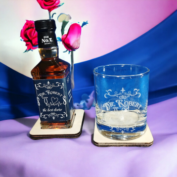 Set pahar personalizat de whisky plus sticla de 200 ml 