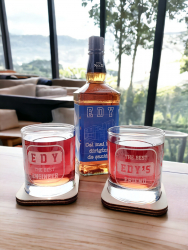 Set pahare personalizate de whisky cu sticla de 700 ml