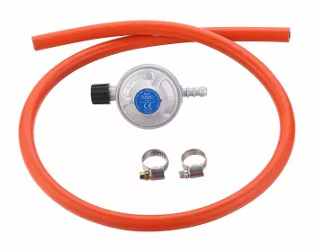 Set regulator de presiune gaz si furtun cu filet 1 pe 4 Cadac 30mBar 8515 