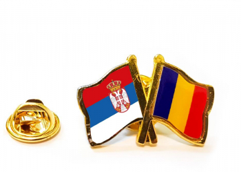 Insigna pin steag Romania si Serbia 