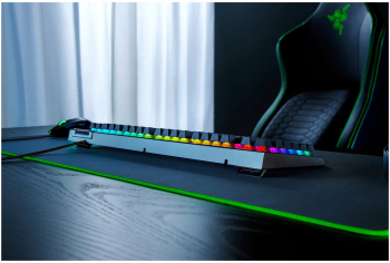 Tastatura mecanica gaming BlackWidow V4 X (Green Switch) layout US taste ABS layout US cu 6 butoane customizabile negru 