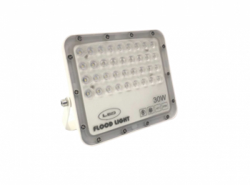 Proiector Led Klausstech 30w 2700 Lumeni Peste 50000 De Ore De Functionare Ip66 Rezistent La Ploaie Praf Si Intemperii Design Compact 