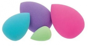 Set 4 Bureti Machiaj si Suport Burete Technic Multicolor 