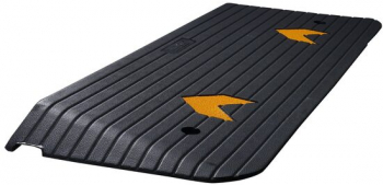 Rampa din cauciuc pentru borduri praguri max 15 t dimensiune 110 x 32 x 3.8 cm