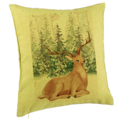 Perna Decorativa cu tematica de Craciun Cerb 40x40 cm Verde Husa Detasabila Burduf