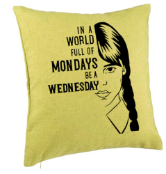 Perna Decorativa Model Wednesday Addams si Text 40x40 cm Verde Husa Detasabila Burduf 
