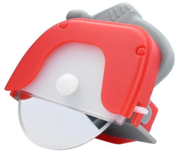 Instrument de taiere pentru pizza circular eMazing 11.5 x 12.5 cm din otel inoxidabil si plastic cu capac de protectie pentru lama culoa 