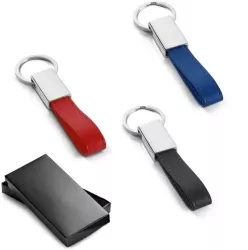 Breloc din metal si piele disponibil in 3 culori cutie cadou 