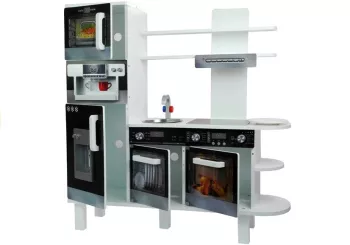 Bucatarie din lemn utilata cu electrocasnice incorporabile 