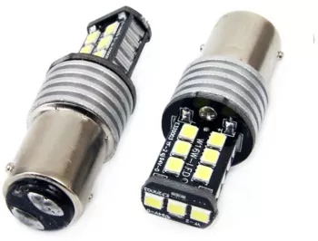 Set becuri auto cu LED CANBUS compatibil P21/5W BA15D 15 SMD 7.5W Alb 12/24V destinat competitiilor auto sau off-road 