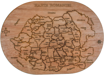 Puzzle din lemn HandyHands Harta Romaniei gravata pe judete - 54 L x 38 H cm 