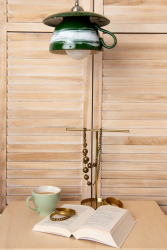 Pendul &bdquo Trasaturi imperfecte&rdquo E27 1x60W ceasca gigant + farfurie ceramica verde 