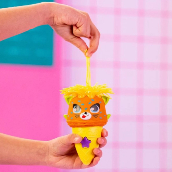 Figurina Funky Paws Leul Mango - Interactiva si Extensibila 