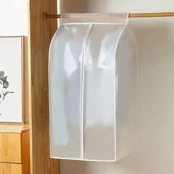 Organizator protectie haine dimensiune 90 x 60 x 50 cm. culoare transparent material textil