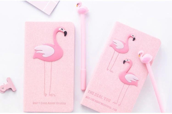 Set Cadou pentru Copii Caiet cu Flamingo finisat cu piele ecologica + Pix cu Flamingo 