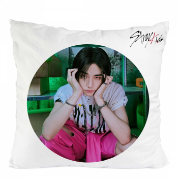 Perna personalizata stray kids hyunjin kpop poliester 40x 40 cm 