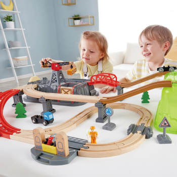 Jucarie din lemn - Set tren constructii 50 piese