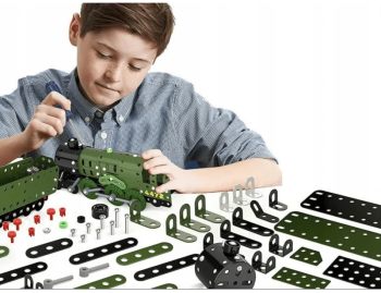 Set de constructie Locomotiva elemente metalice cu surub 340 bucati Gonga® Verde