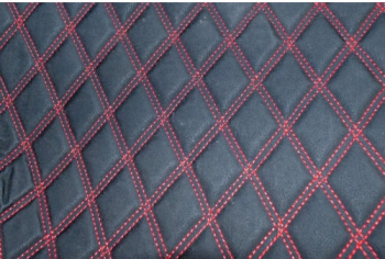 Material Imitatie Piele Tapiterie Romb pentru Covorase Auto Dimensiuni 1x1.4m Culoare Negru si Cusatura Rosie 