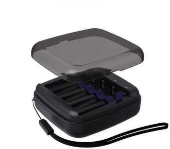 Incarcator acumulatori XTAR BC4 1.5V / LI-ION / 1.2V NIMH R6