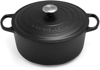 Vas pentru gatit Oala cu capac Le Creuset Signature din fonta emailata 28 cm 6 7 litri negru mat - RESIGILAT 