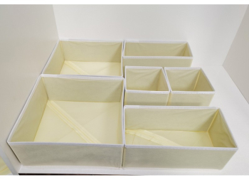 Organizator sertar pentru lenjerie intima tip cutie cu partitii set 3 in 1 6 piese bej cu margini albe 