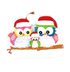 Decoratiune cu magnet multicolora - Familia Bufnitescu 