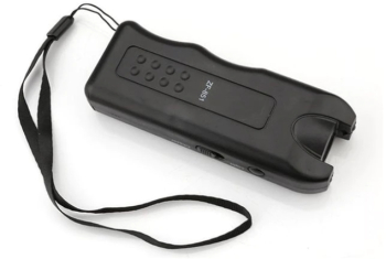 Dispozitiv Klausstech Impotriva Cainilor Agresivi Functionare Pe Baterii Usor Ergonomic Modern Negru 