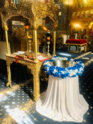 Inchiriere Aranjament cristelnita alb-albastru pentru Botez baiat Eleganta Personalizata 