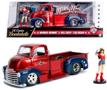 Masinuta metalica DC Bombshells 1952 Chevy Coe Wonder Woman scara 1 24 